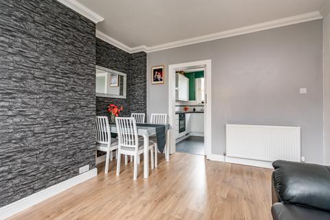 3 bedroom flat for sale, 26 Parkhead Avenue, Edinburgh, EH11 4SG