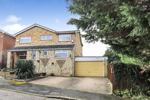 5 bedroom detached house for sale - Frimley, Camberley GU16