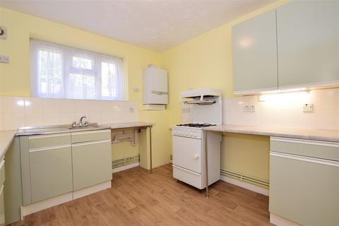 1 bedroom ground floor flat for sale, Leamington Close, Harold Hill, Essex