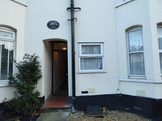 1 bed flat to rent Clarendon Road, Luton LU2