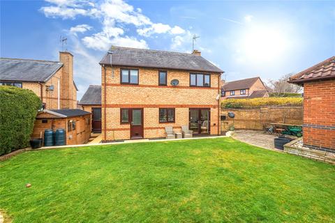 13 Bartholomew Close, Walton Park, Milton Keynes, MK7 7HH