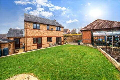 13 Bartholomew Close, Walton Park, Milton Keynes, MK7 7HH