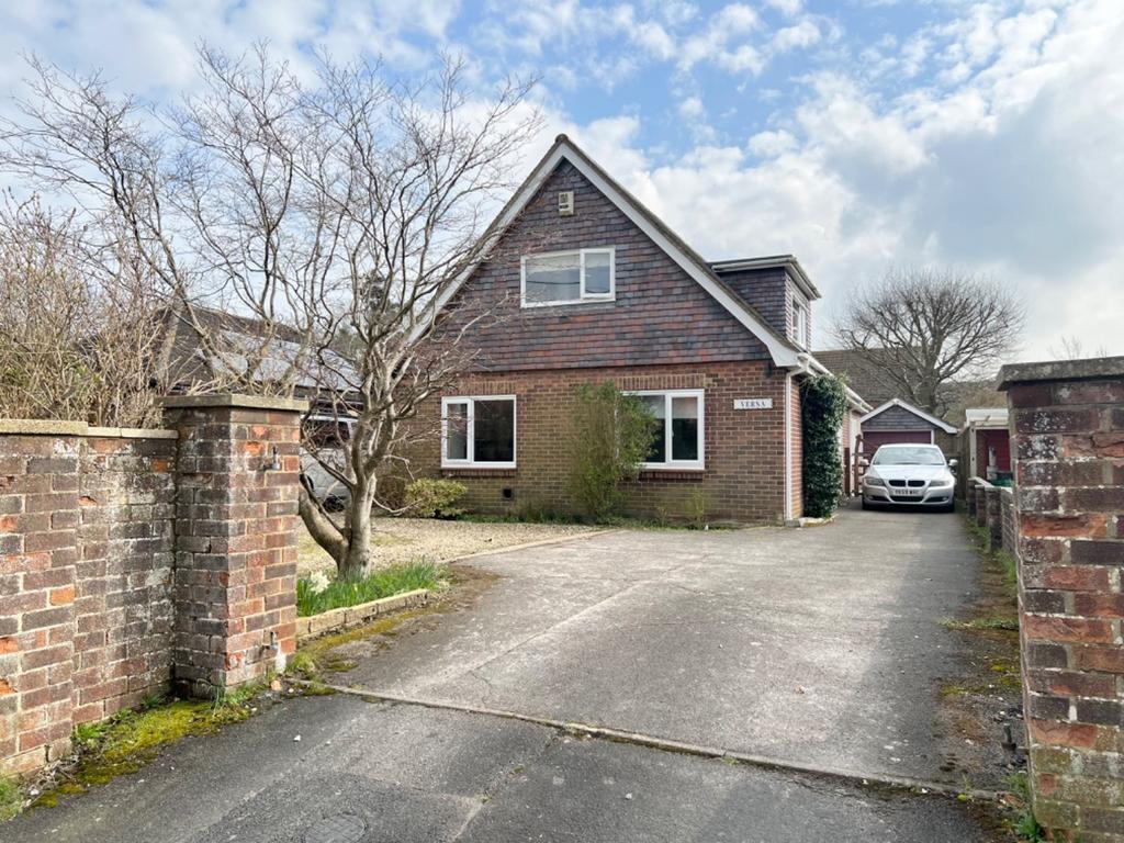 Lime Kiln Lane, Southampton, SO45 5 bed detached house for sale £550,000