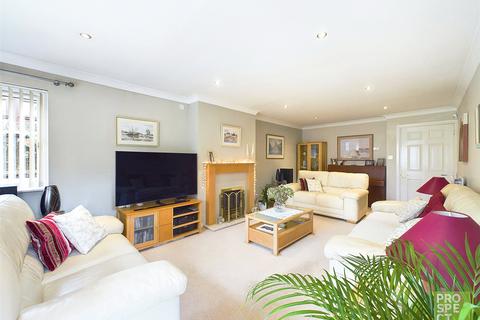 5 bedroom detached house for sale - Dianthus Place, Winkfield Row, Bracknell, Berkshire, RG42