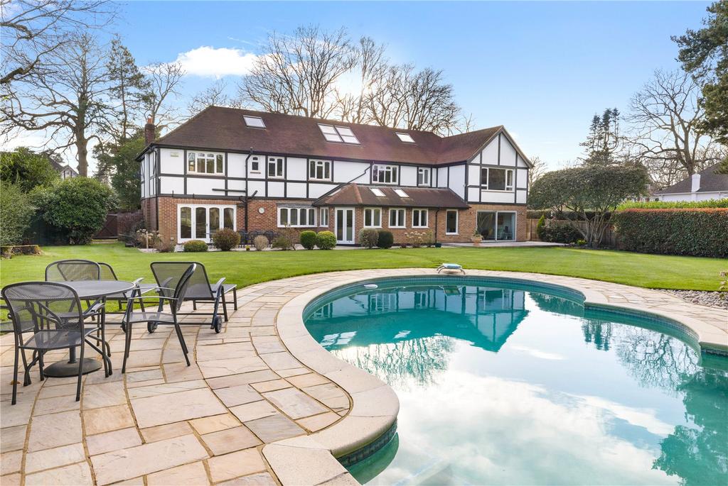 Beechwood Avenue, Weybridge, KT13 5 bed detached house for sale £