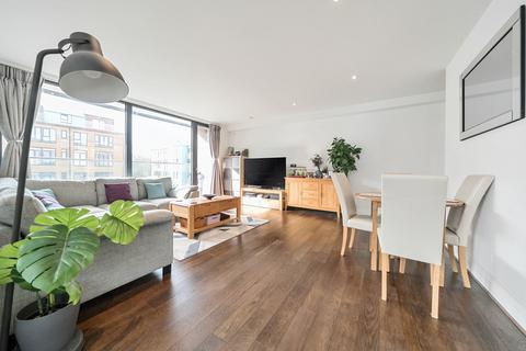 3 bedroom apartment for sale, Rennie Court, 8 Brindley Place, Uxbridge