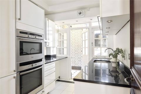 2 bedroom flat for sale, Rossetti House, 106-110 Hallam Street, Fitzrovia, London