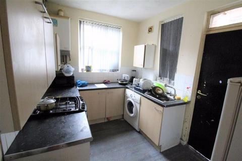 3 bedroom terraced house for sale - Manchester M14