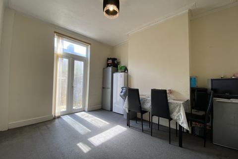 3 bedroom terraced house for sale -  Walsingham Road, Wirral CH44