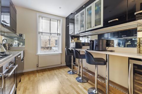 3 bedroom flat for sale, Stoneleigh Street, London