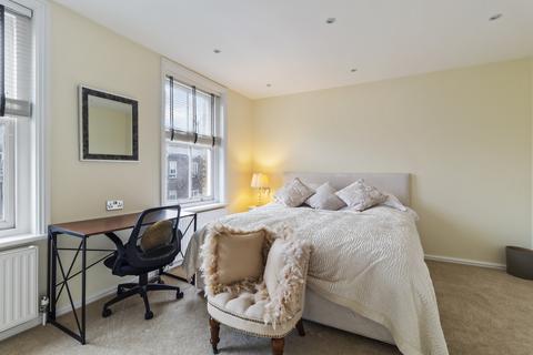 3 bedroom flat for sale, Stoneleigh Street, London