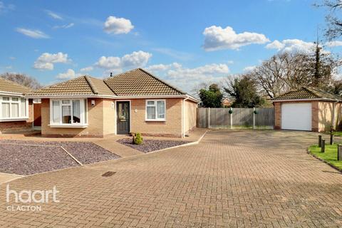 2 bedroom bungalow for sale, Chilburn Road, Clacton-On-Sea