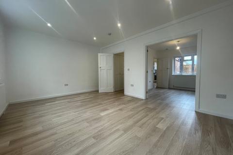 2 bedroom apartment for sale, Cricklade Street, Cirencester, Cotswold, GL7