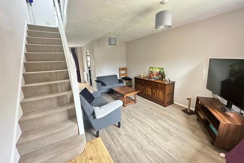 2 bedroom end of terrace house for sale, ADDLESTONE