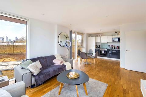 2 bedroom flat for sale, Station House, 6 Carriage Way, London, SE8