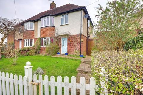 10 Southdown Road, Emmer Green, Reading, RG4 8RN