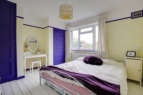 10 Southdown Road, Emmer Green, Reading, RG4 8RN