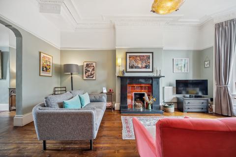 105 Randolph Road, Glasgow, G11 7DS