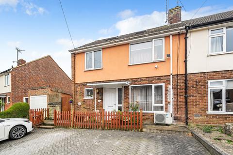 4 bedroom end of terrace house for sale, Carsdale Close, Reading, Berkshire