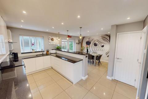9 Lockwood Close, Northampton, NN2 7SS