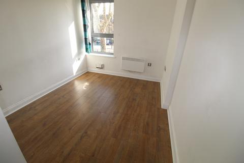 2 bedroom flat to rent - Ealing, W7