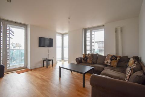 2 bedroom apartment for sale - The Quad,  Highcross Street, Leicester City Centre