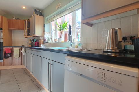 4 bedroom terraced house for sale, Caradon Walk, Swindon SN25