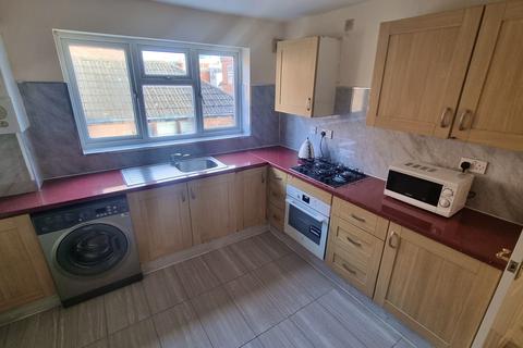 1 bedroom in a house share to rent, Normanton Road, DE23