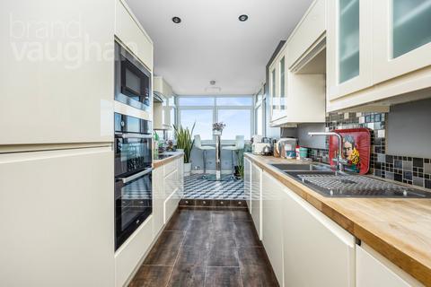 2 bedroom flat for sale, St. Margarets Place, Brighton, East Sussex, BN1