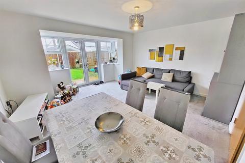 3 bedroom end of terrace house for sale, Ensbury Park