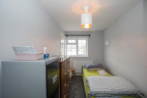 4 bedroom semi-detached house to rent, Cobham, KT11
