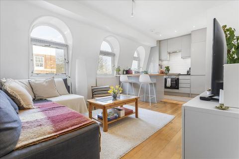 1 bedroom apartment for sale, Penn Court, West Kensington, London, W14