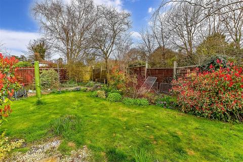 13 Hill View Road, Longfield, DA3 7NB