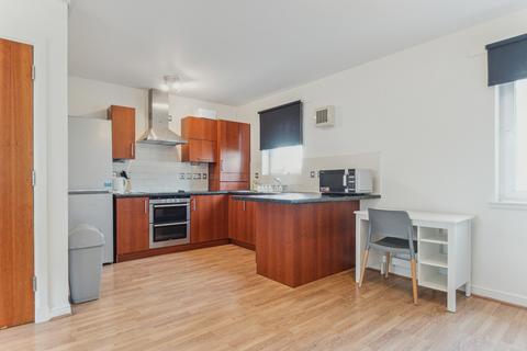 1 bedroom flat to rent, Hilton Gardens , Flat 1/2, Anniesland, Glasgow, G13 1DB