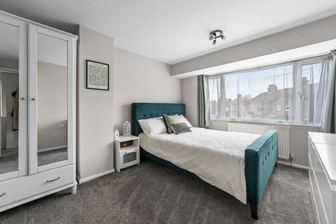 58 Phoenix Road, Ipswich, IP4 4ND