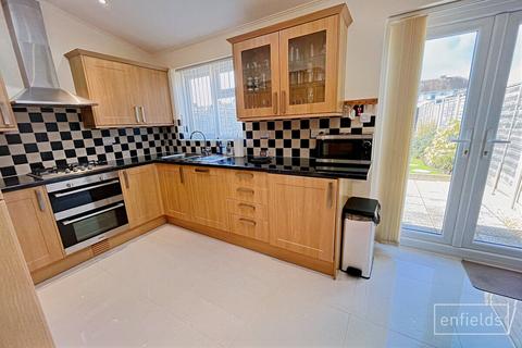 3 bedroom semi-detached house for sale - Southampton SO19