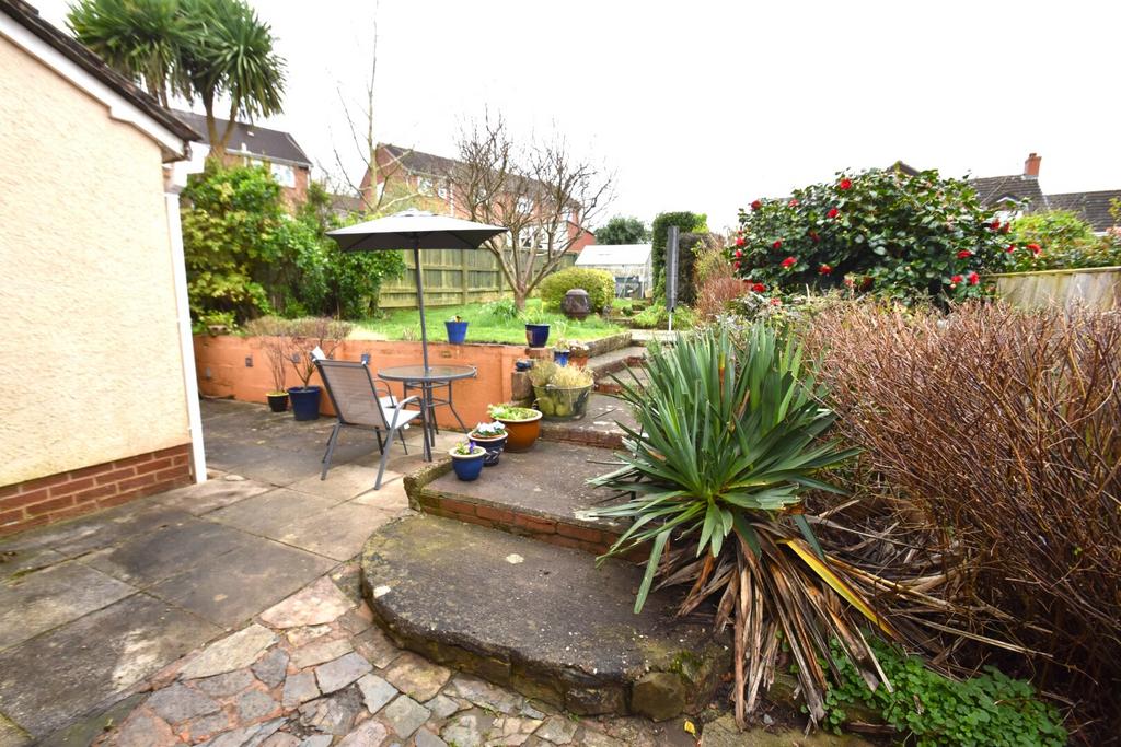 Higher Cotteylands, Tiverton, Devon, EX16 3 bed semidetached house for