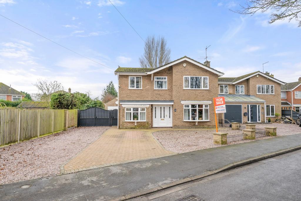 Sleaford Road, Boston, PE21 4 bed detached house £334,950