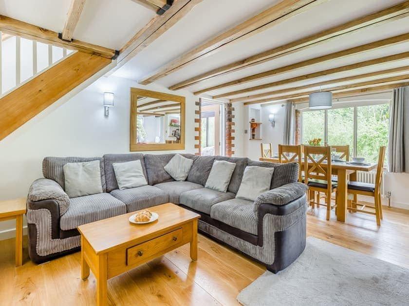 Living Dining Area