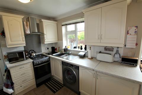 3 bedroom semi-detached house for sale, Mansfield NG19