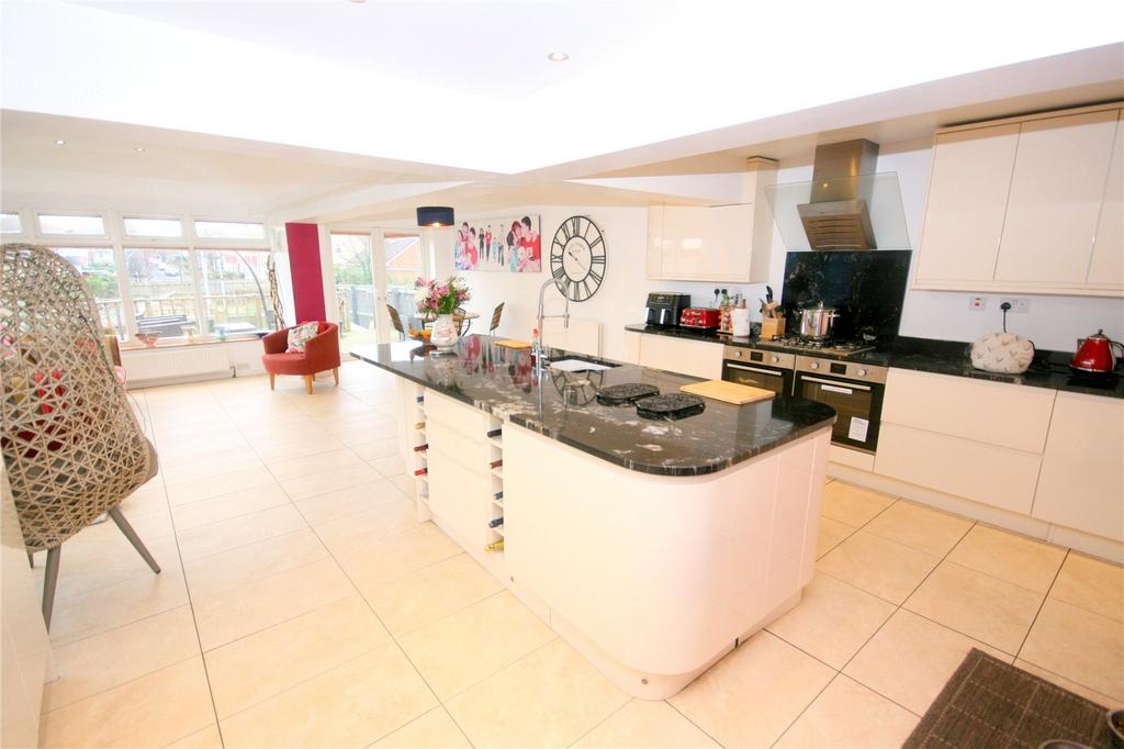 Hillcrest, Monkseaton, NE25 4 bed semidetached house for sale £550,000