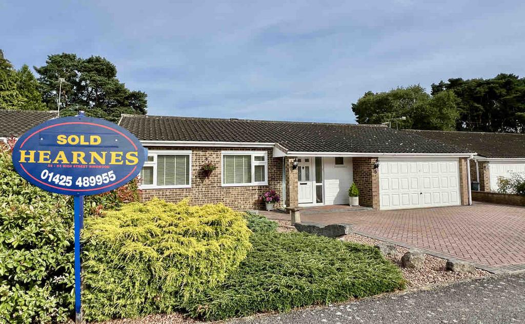 3 bedroom Detached Bungalow for sale
