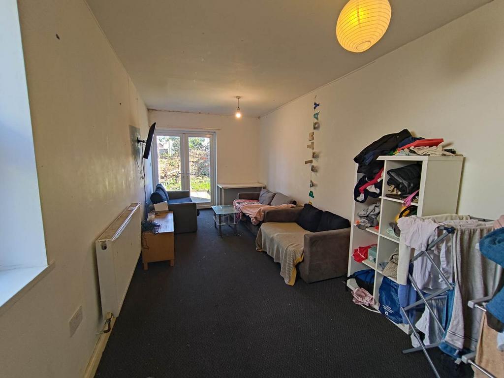 Living room (1)