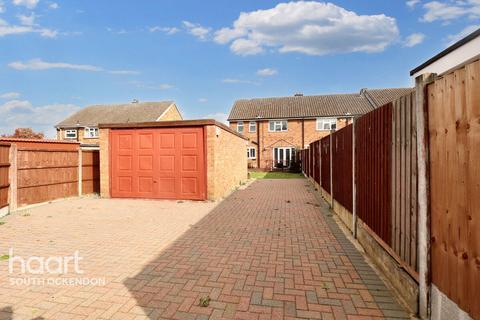2 Dacre Crescent, Aveley, South Ockendon, RM15 4TP