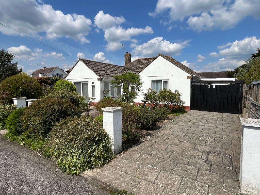 Central Drive, Elmer Beach Estate, PO22 3 bed detached bungalow for