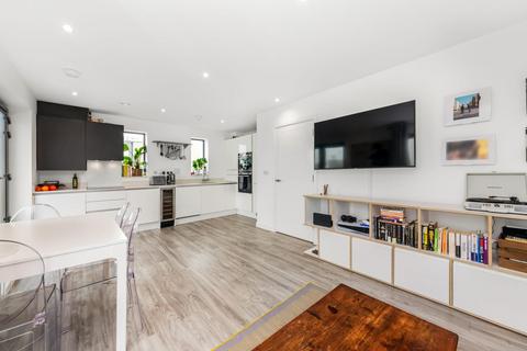 1 bedroom apartment for sale, Queens Road, Peckham, London, SE15