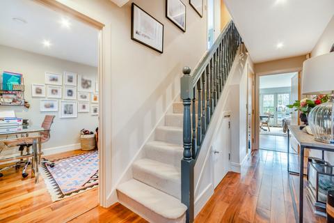 2, Lancaster Cottages Farnham Road, Odiham, Hook, RG29 1LH