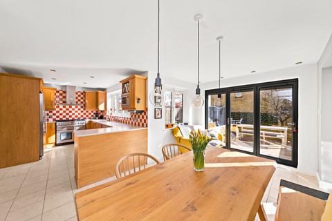 2 Brookfield, Oxspring, Sheffield, S36 8WG