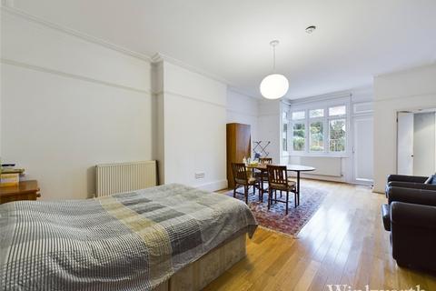 Studio for sale, West Lodge Avenue, London, W3