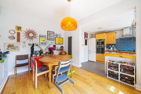 39 Rockmount Road, London, SE19 3SZ